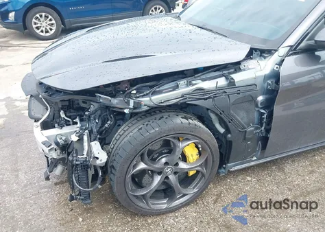 2018 Alfa Romeo Giulia Quadrifoglio Rwd from USA, damaged, VIN ZARFAEAV9J7581575